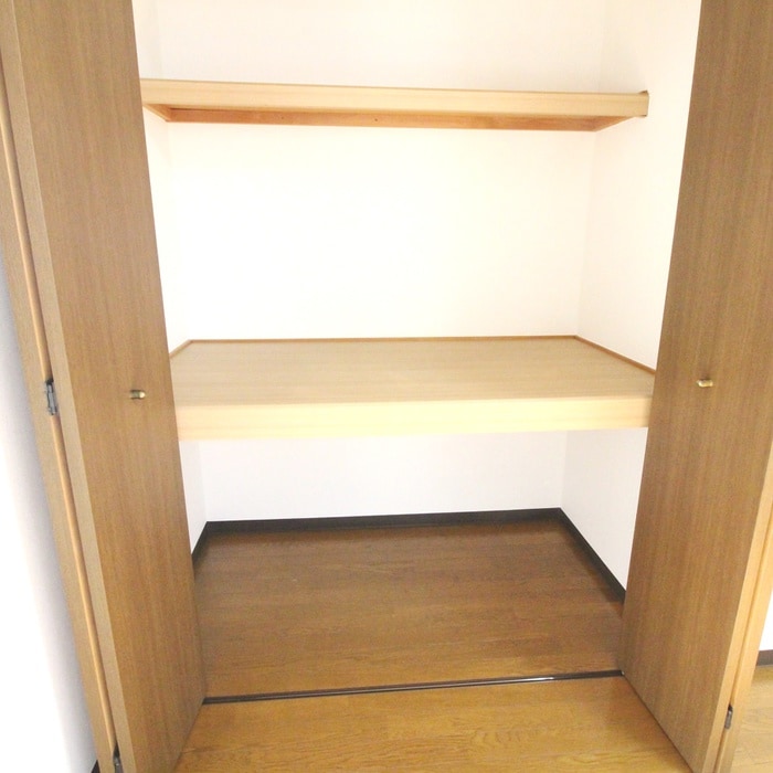 物件内観写真15　(収納)