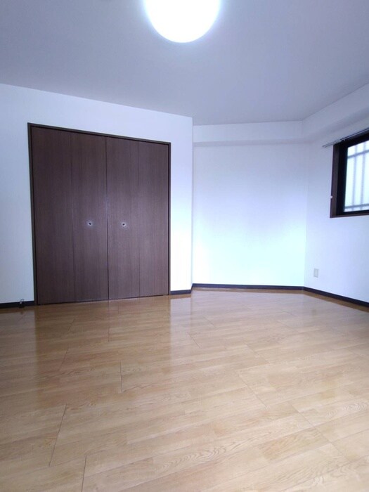 物件内観写真15　(居室)