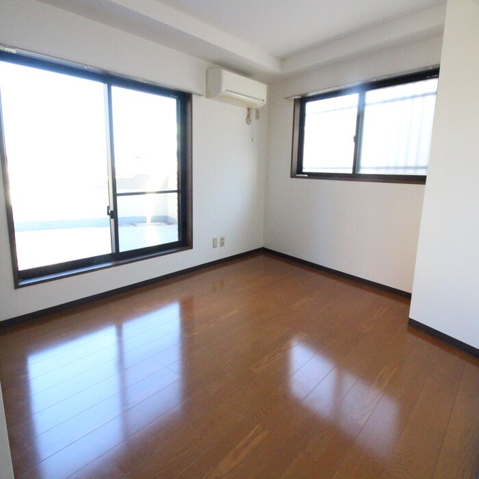 物件内観写真16　(居室)