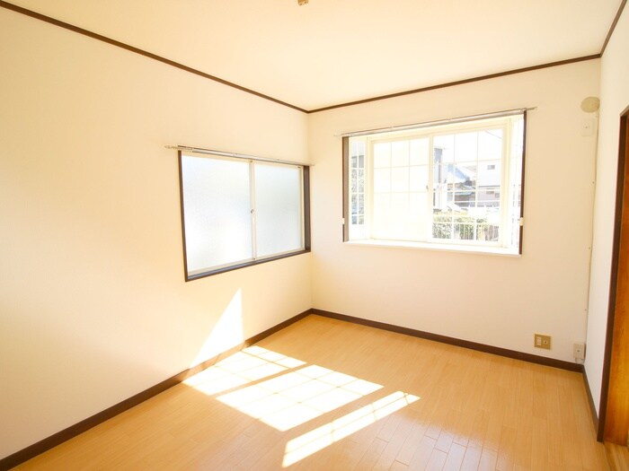 物件内観写真7　(居室)