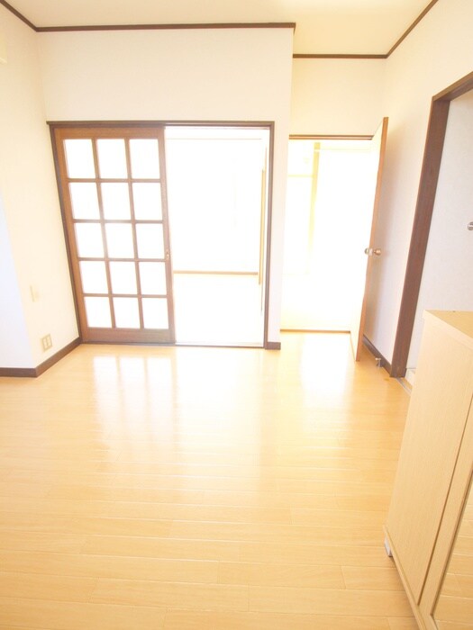 物件内観写真8　(廊下)