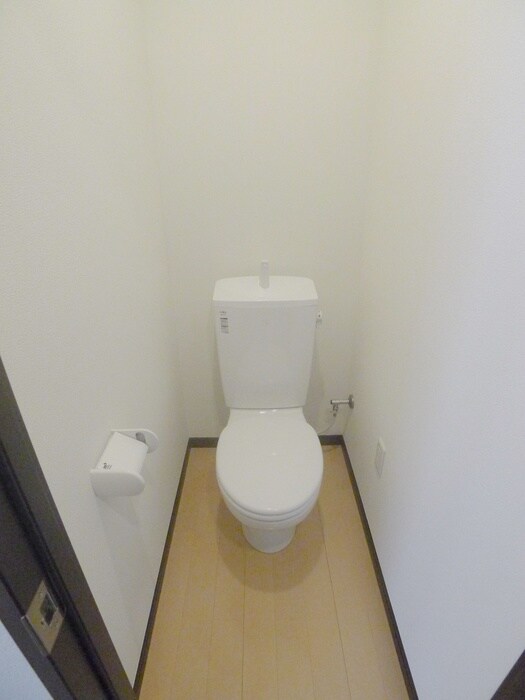 物件内観写真14　(トイレ)