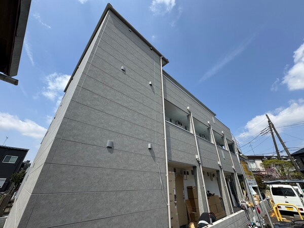 建築中