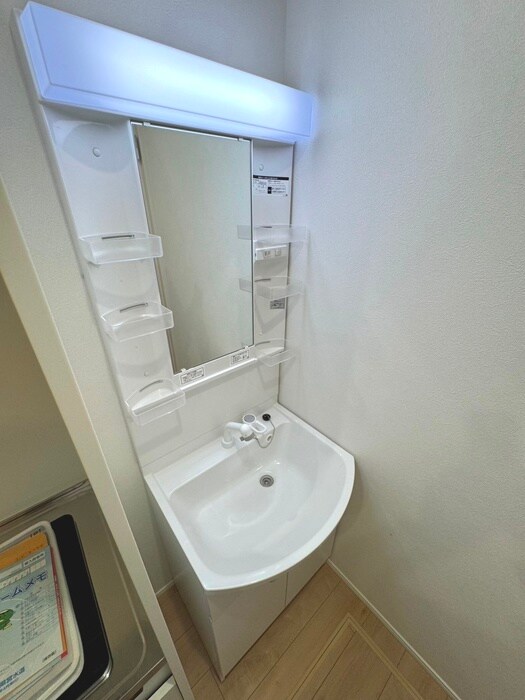 物件内観写真10　(洗面)