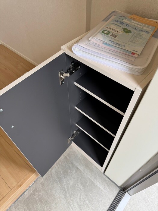 物件内観写真15　(靴箱)