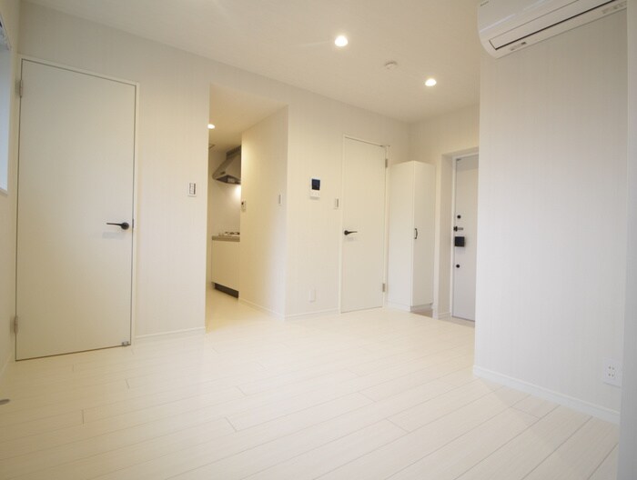 物件内観写真8　(居室)