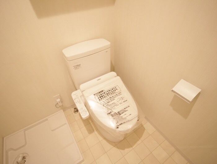 物件内観写真12　(トイレ)