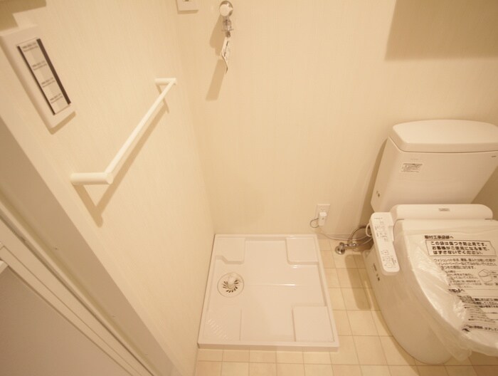 物件内観写真13　(洗濯機置場)