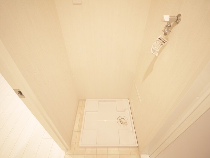 物件内観写真15　(洗濯機置場)