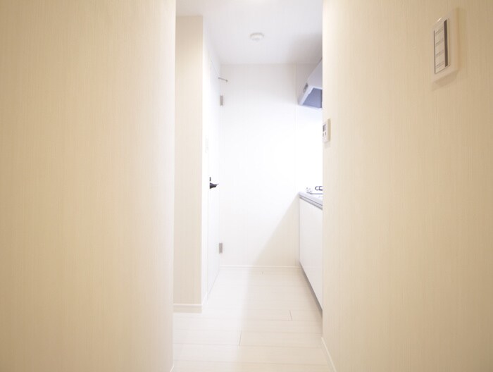 物件内観写真17　(廊下)