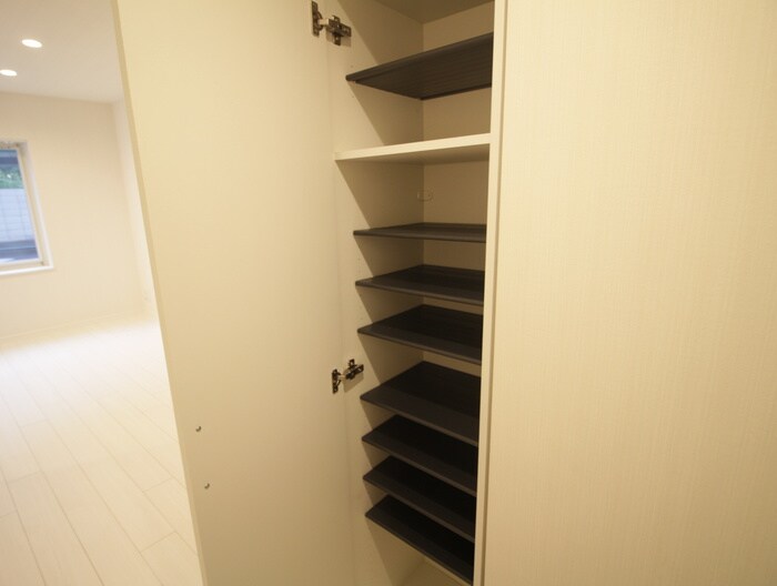 物件内観写真22　(靴箱)