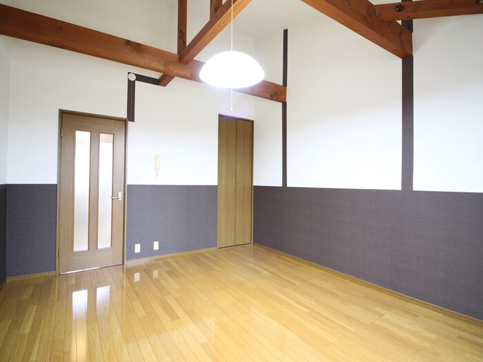 物件内観写真3　(居室)