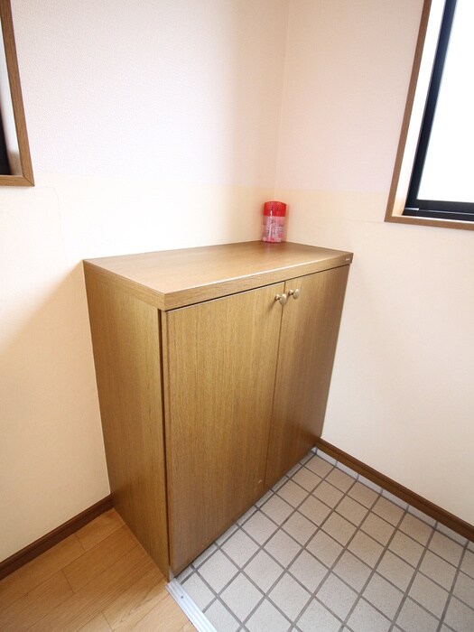物件内観写真7　(靴箱)