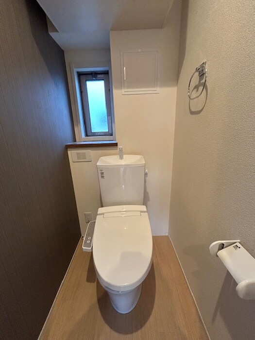 物件内観写真11　(トイレ)