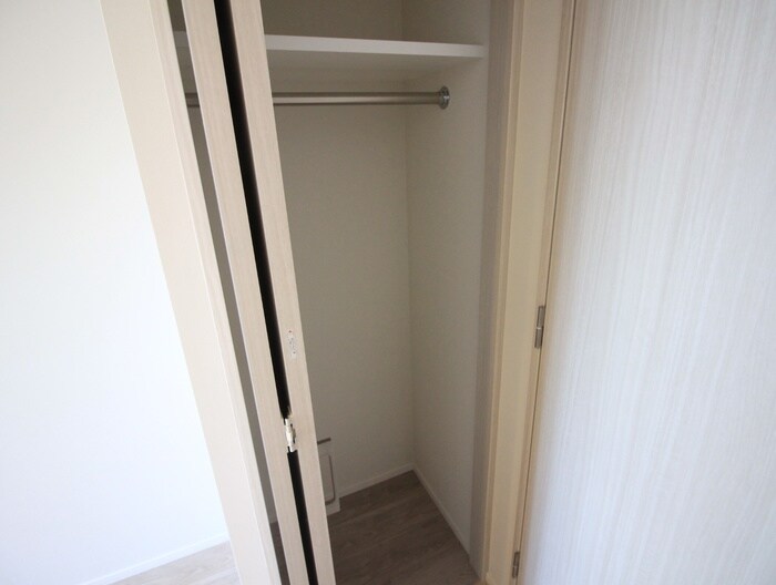 物件内観写真10　(収納)