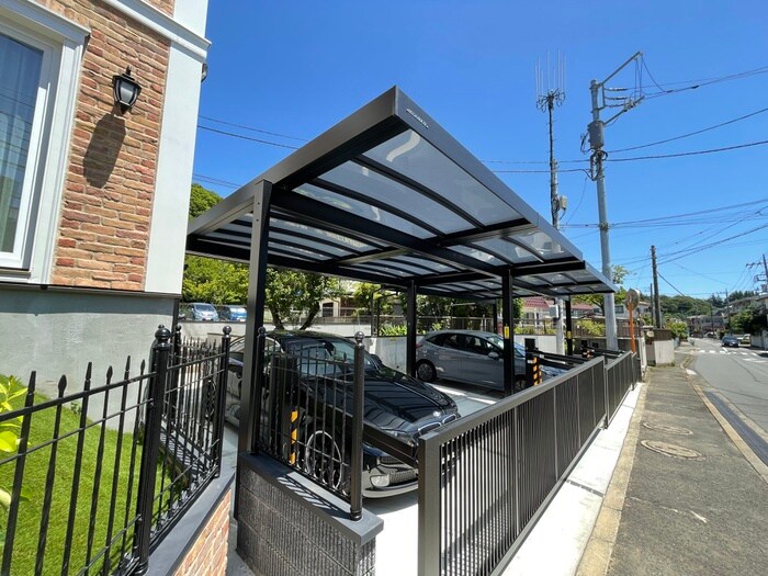 物件外観写真5　(駐車場)