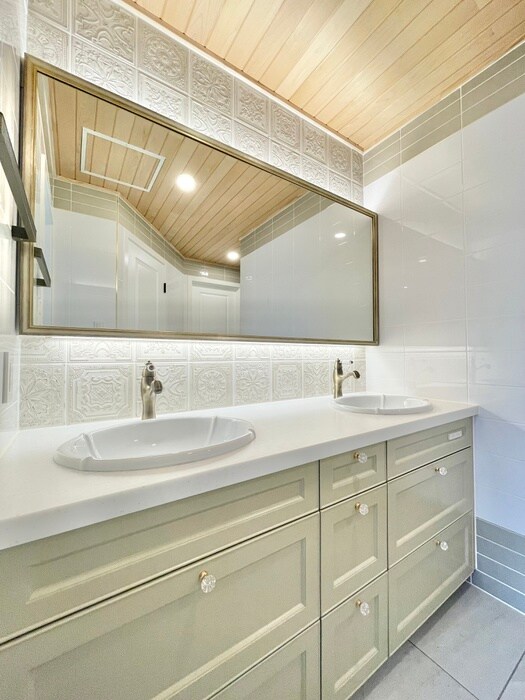 物件内観写真10　(洗面)