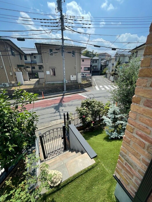 物件内観写真15　(室内からの展望)