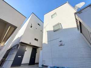 バーミープレイス喜多見外観写真