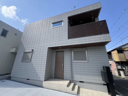 本一色三丁目戸建A棟外観写真