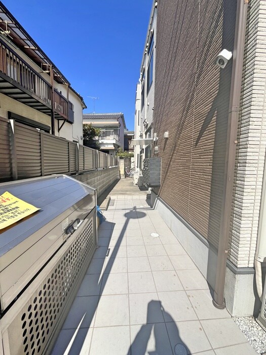 スマイラス新小岩のエントランス部分