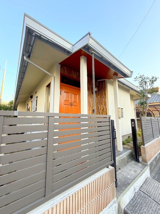 物件外観写真1　(外観写真)