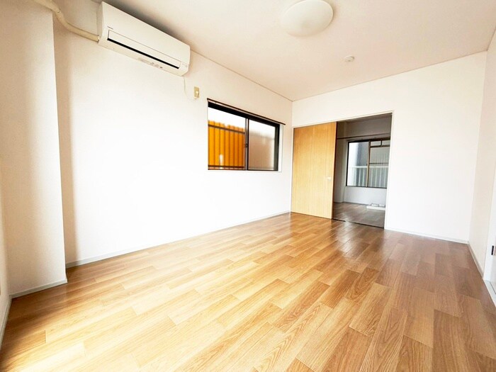 物件内観写真8　(居室)