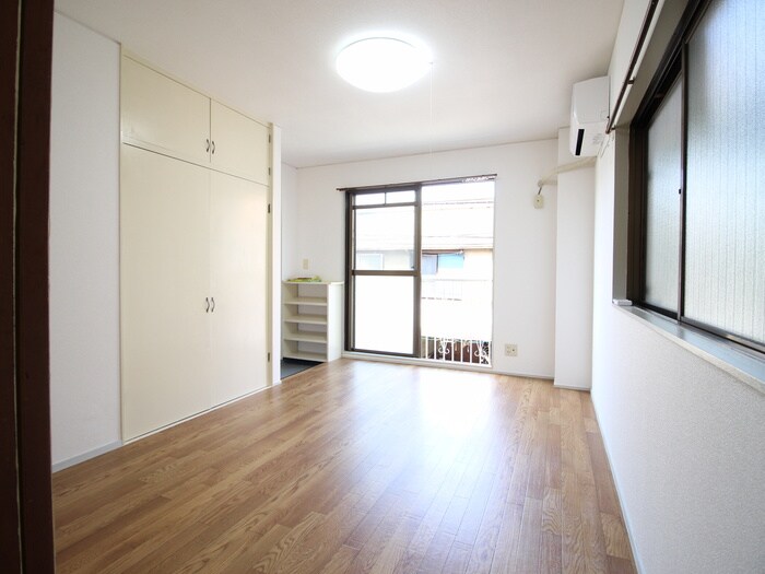 物件内観写真10　(居室)