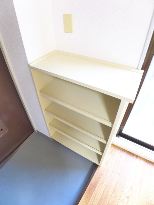 物件内観写真18　(靴箱)
