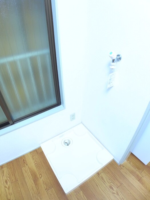 物件内観写真19　(洗濯機置場)