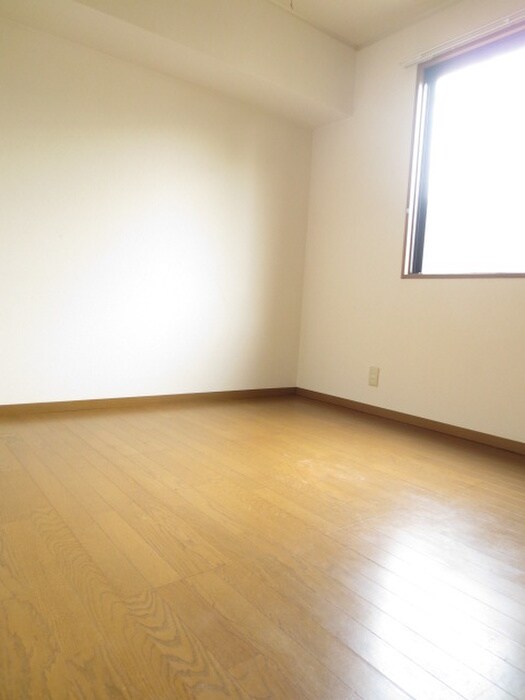 物件内観写真5　(居室)