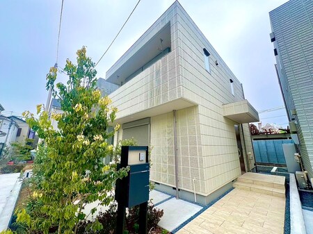 本一色三丁目戸建B棟外観写真
