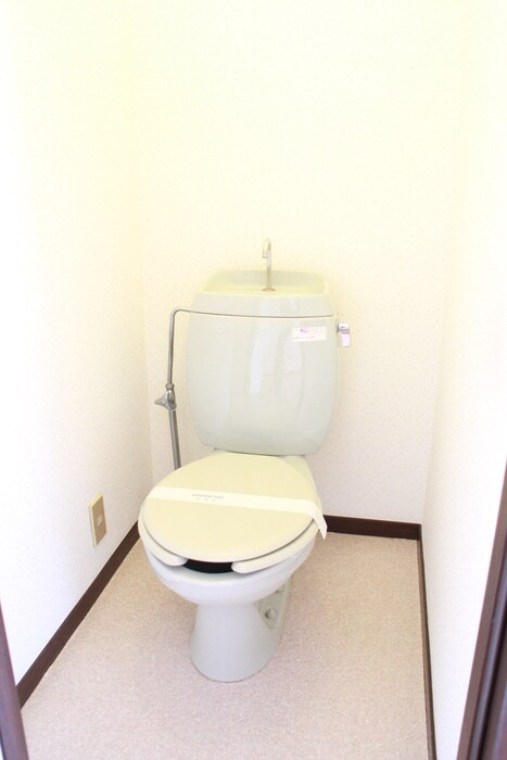 物件内観写真12　(トイレ)