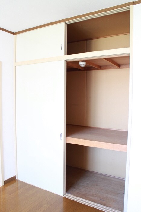 物件内観写真15　(収納)