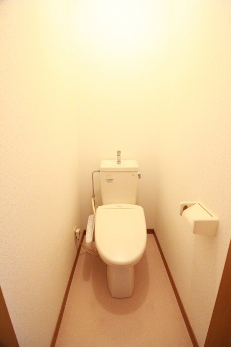 物件内観写真9　(トイレ)