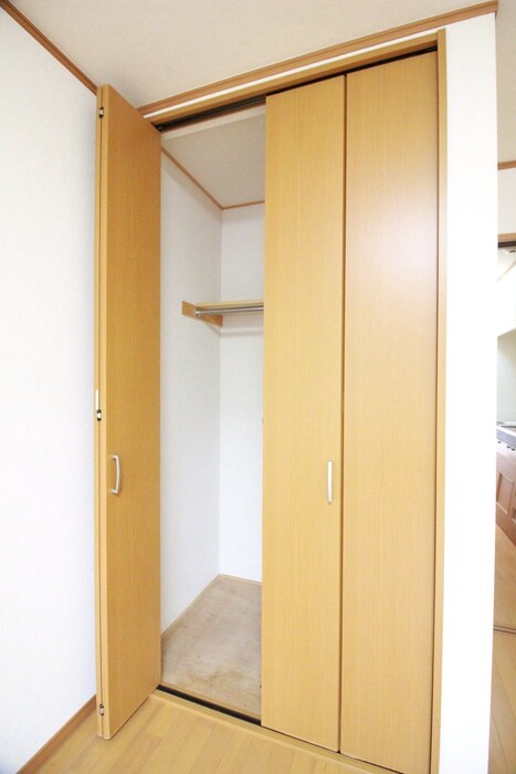 物件内観写真11　(収納)