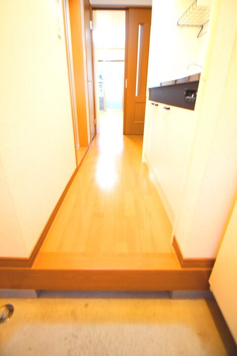 物件内観写真15　(廊下)