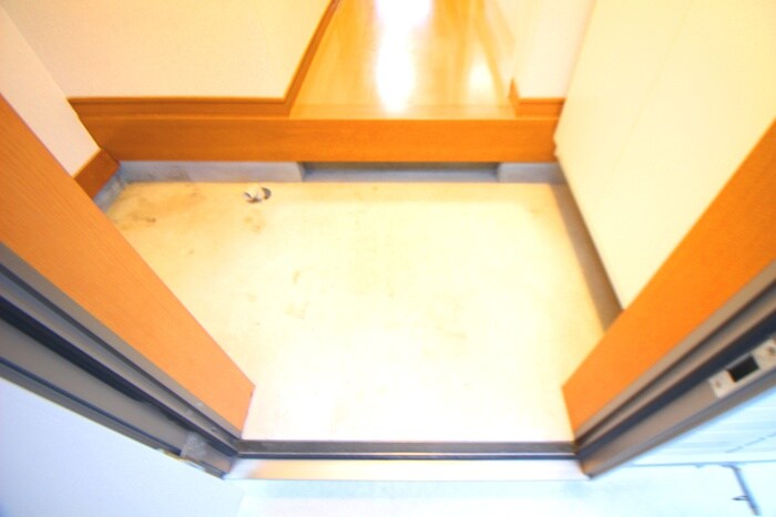 物件内観写真21　(玄関)