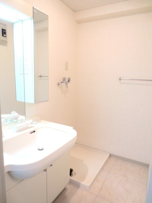 物件内観写真11　(洗面)