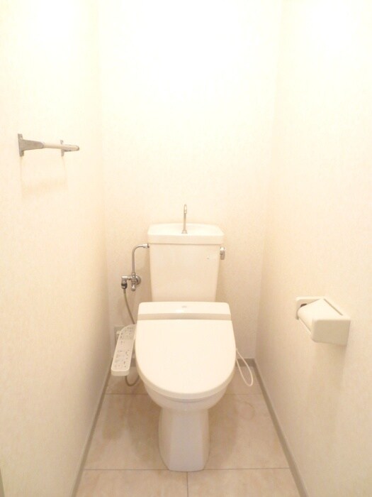 物件内観写真12　(トイレ)