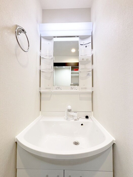 物件内観写真10　(洗面)