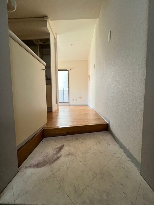 物件内観写真19　(玄関)