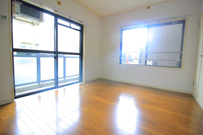 物件内観写真8　(居室)