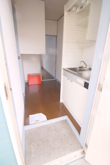 物件内観写真13　(玄関)