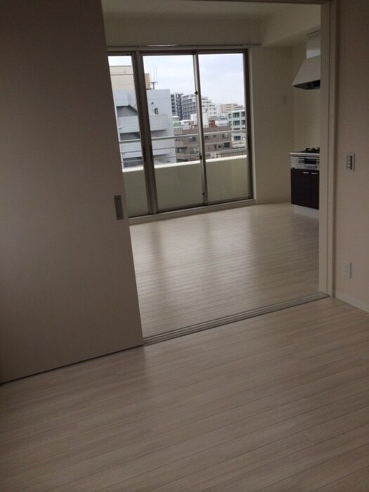 物件内観写真10　(居室)