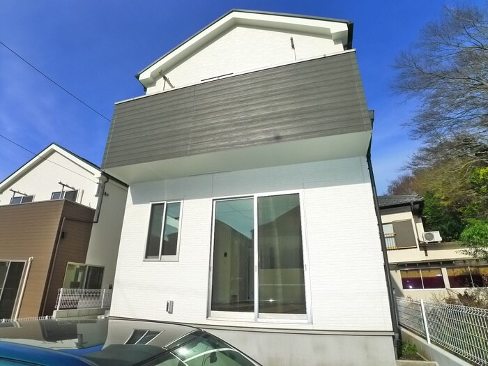 物件外観写真2　(建物設備)