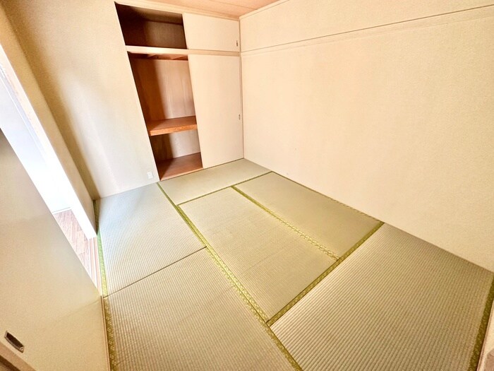 物件内観写真18　(居室)