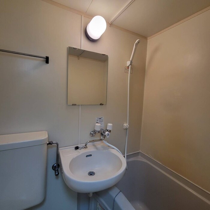 物件内観写真12　(洗面)