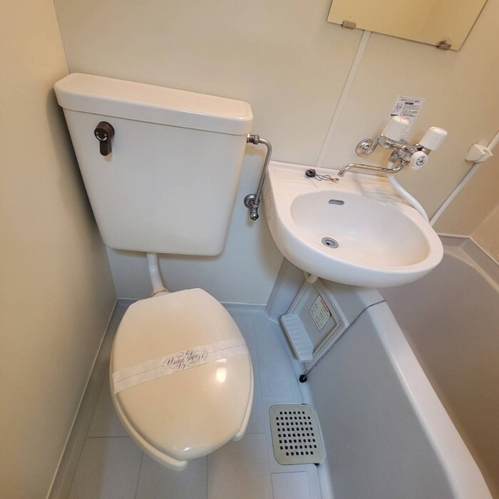 物件内観写真13　(トイレ)