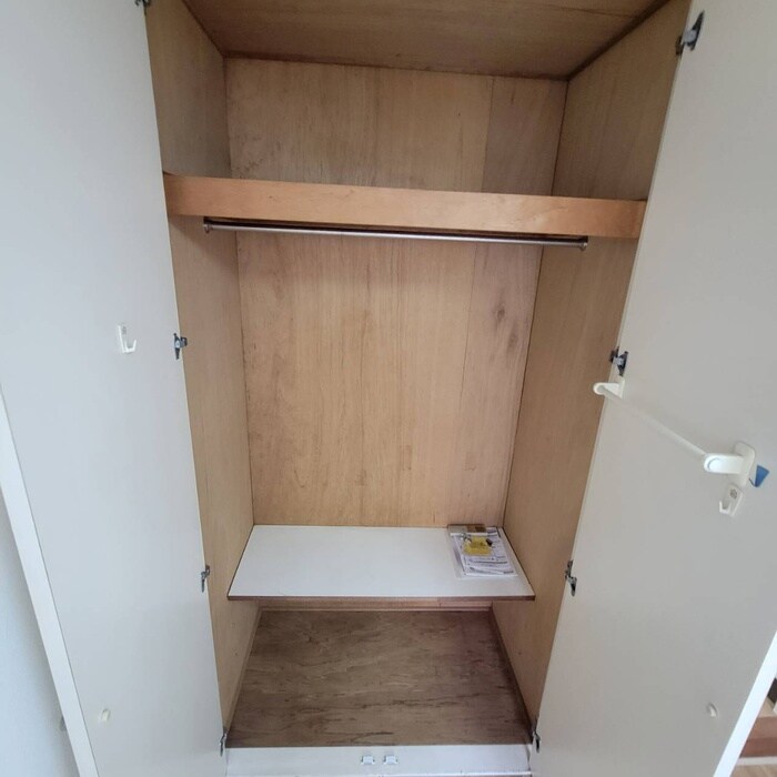 物件内観写真15　(収納)
